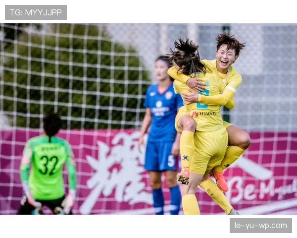 Foden 假期趣事引关注，状态回升彰显家庭与足球的双重精彩