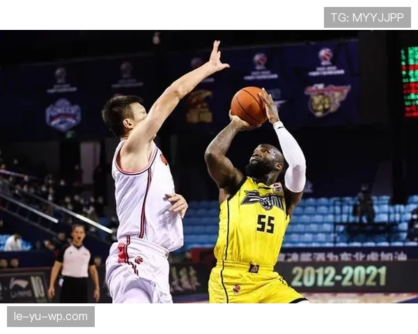 凯泽反击效率飙升，战术革新助球队强势回暖