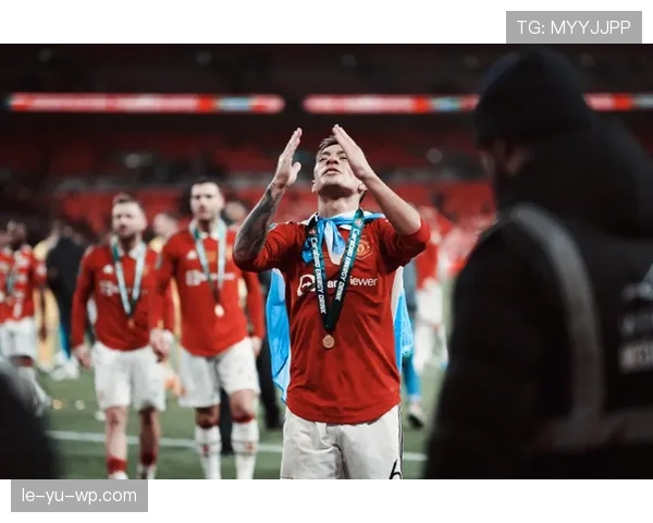 纽卡斯尔强势挺进联赛杯八强，冠军相初显引关注