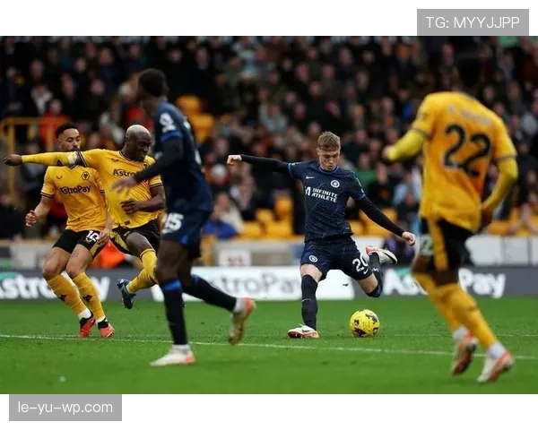 刘易斯·哈利闪耀英超赛场，状态回暖助球队斩获关键胜利