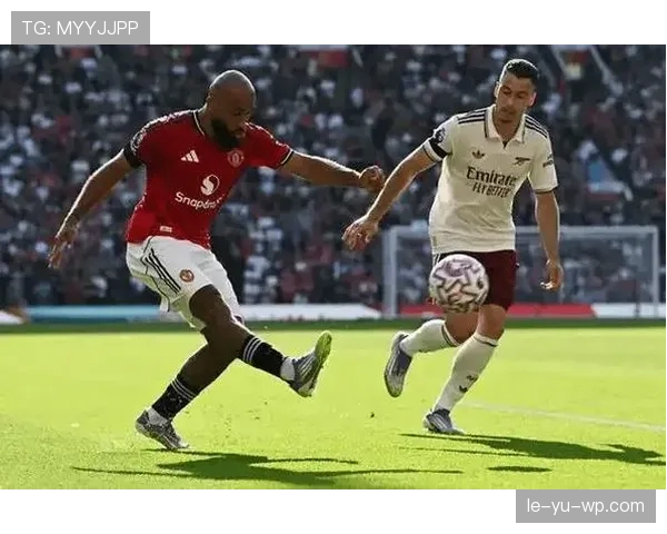 鲁本·塞勒斯率队迎战英超，战术革新成焦点