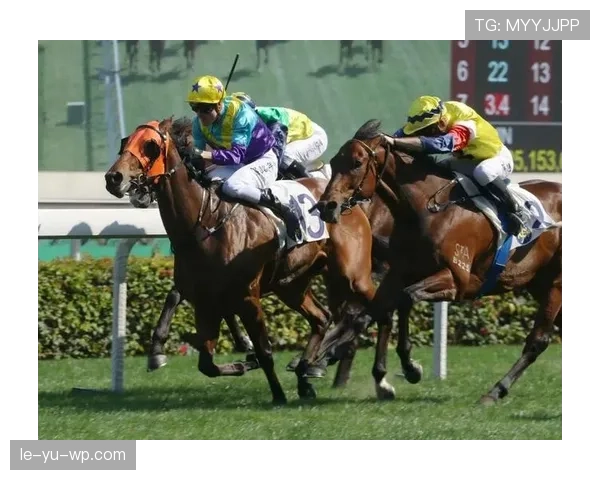 伊萨克无球跑动闪耀赛场，精湛技术助力球队延续强势表现